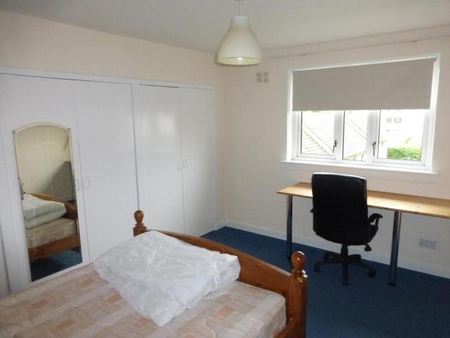  Image of 2 Bedroom Flat  To Rent at Cornhill Terrace, Aberdeen, AB16 at Cornhill Aberdeen Aberdeen, AB16 5HH