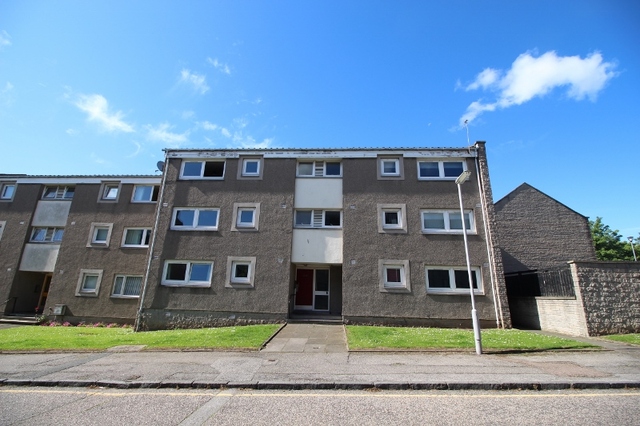  Image of 2 Bedroom Flat  To Rent at Farmers Hall, Aberdeen, AB25 at Rosemount Aberdeen Aberdeen, AB25 1XF