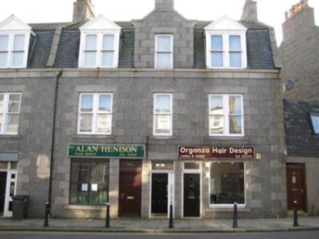  Image of 1 Bedroom Flat  To Rent at Great Western Road, Aberdeen, AB10 at Mannofield Aberdeen Aberdeen, AB10 6PE