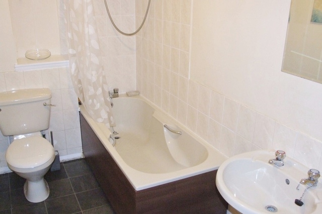  Image of 2 Bedroom Flat  To Rent at Headland Court, Aberdeen, AB10 at Garthdee Aberdeen Aberdeen, AB10 7HZ