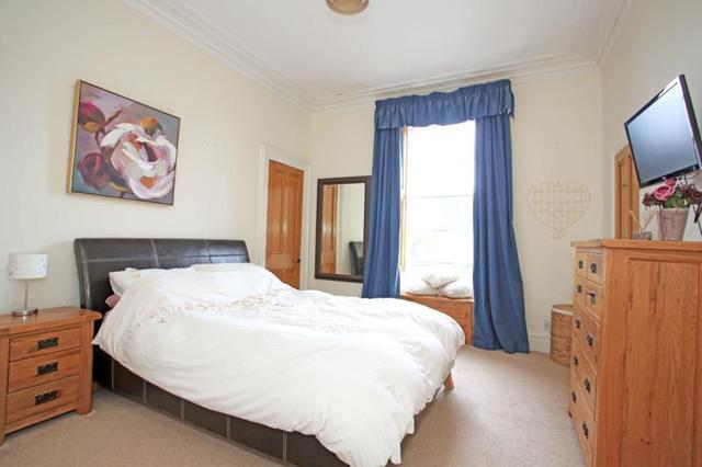  Image of 2 Bedroom Flat  To Rent at Victoria Street, Aberdeen, AB10 at City Centre Aberdeen Aberdeen, AB10 1UU