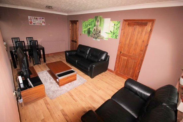  Image of 2 Bedroom Flat  To Rent at Cairncry Road, Aberdeen, AB16 at Cornhill Aberdeen Aberdeen, AB16 5DT