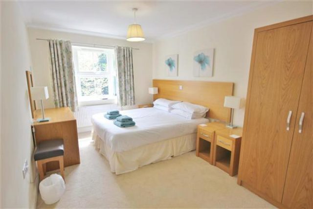 2 Bedroom Flat For Sale In Christchurch Road Bournemouth